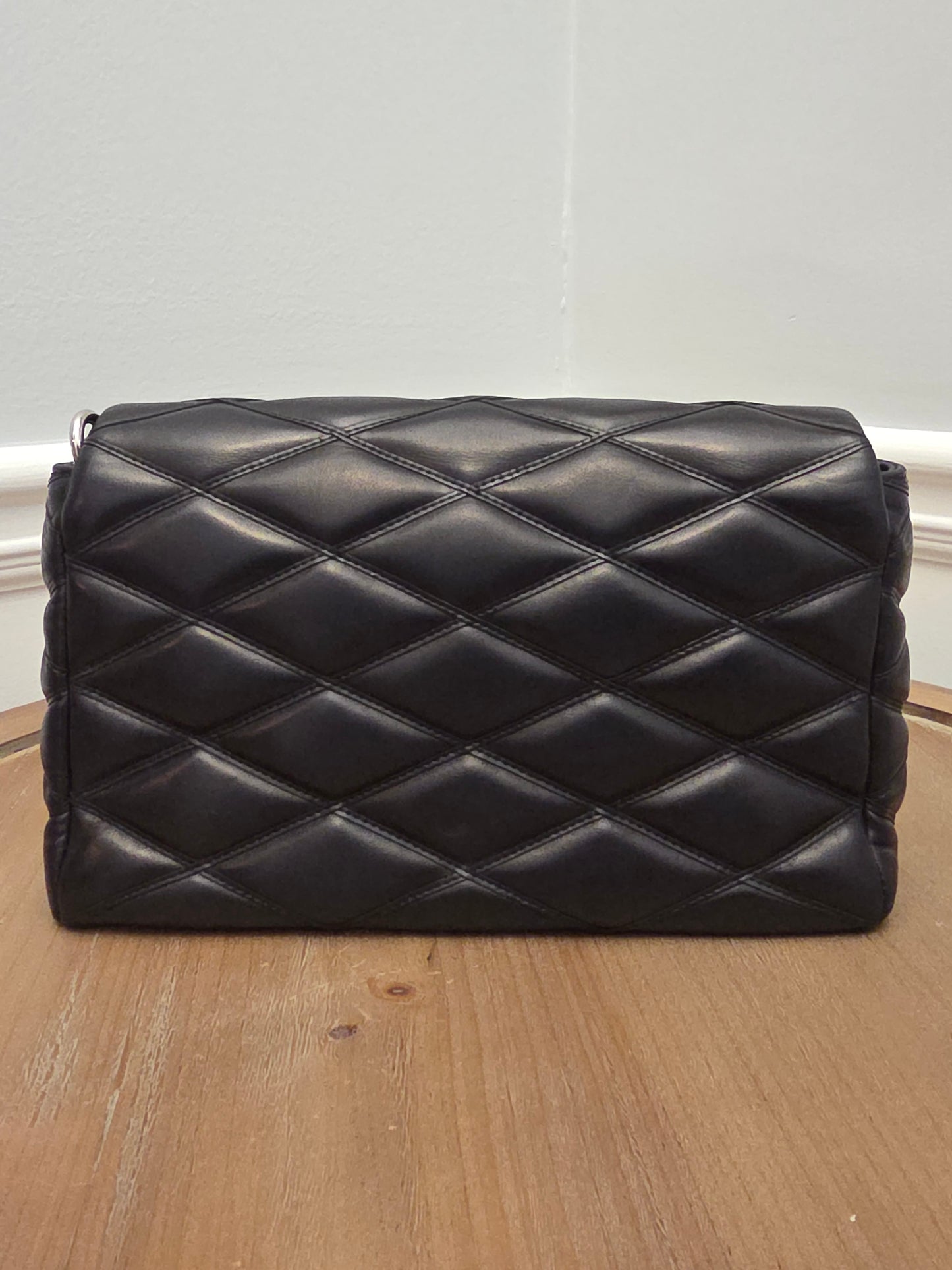 Louis Vuitton Coussin PM – Because Quiet Luxury Was Never Quiet 🖤