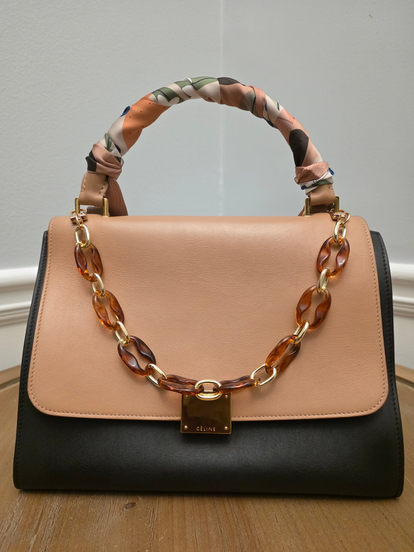 Céline Medium Trapeze Bag – Blush & Black Smooth Calfskin | Phoebe Philo Era