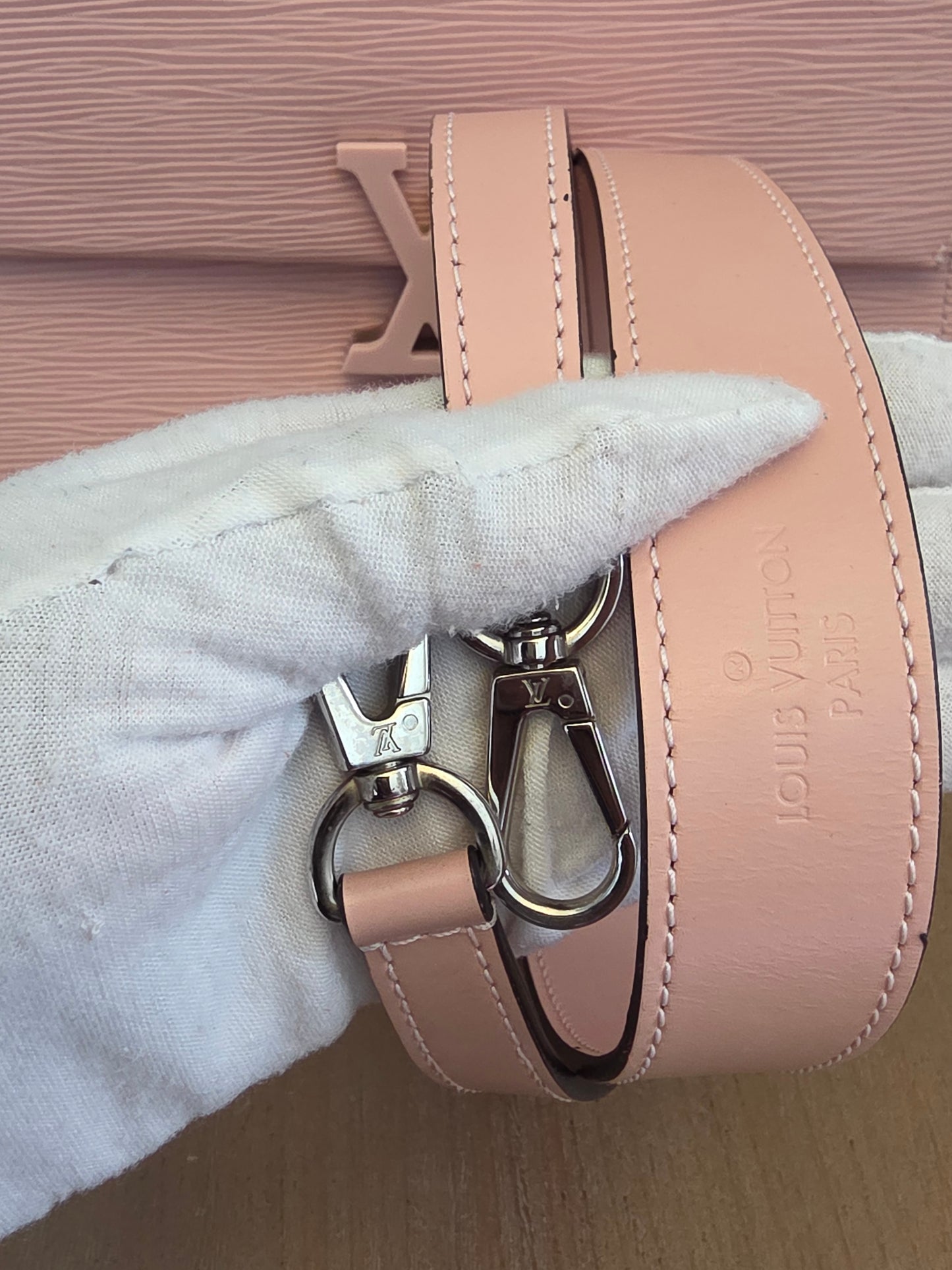 Louis Vuitton Pink Epi Leather Twist MM Tote Bag