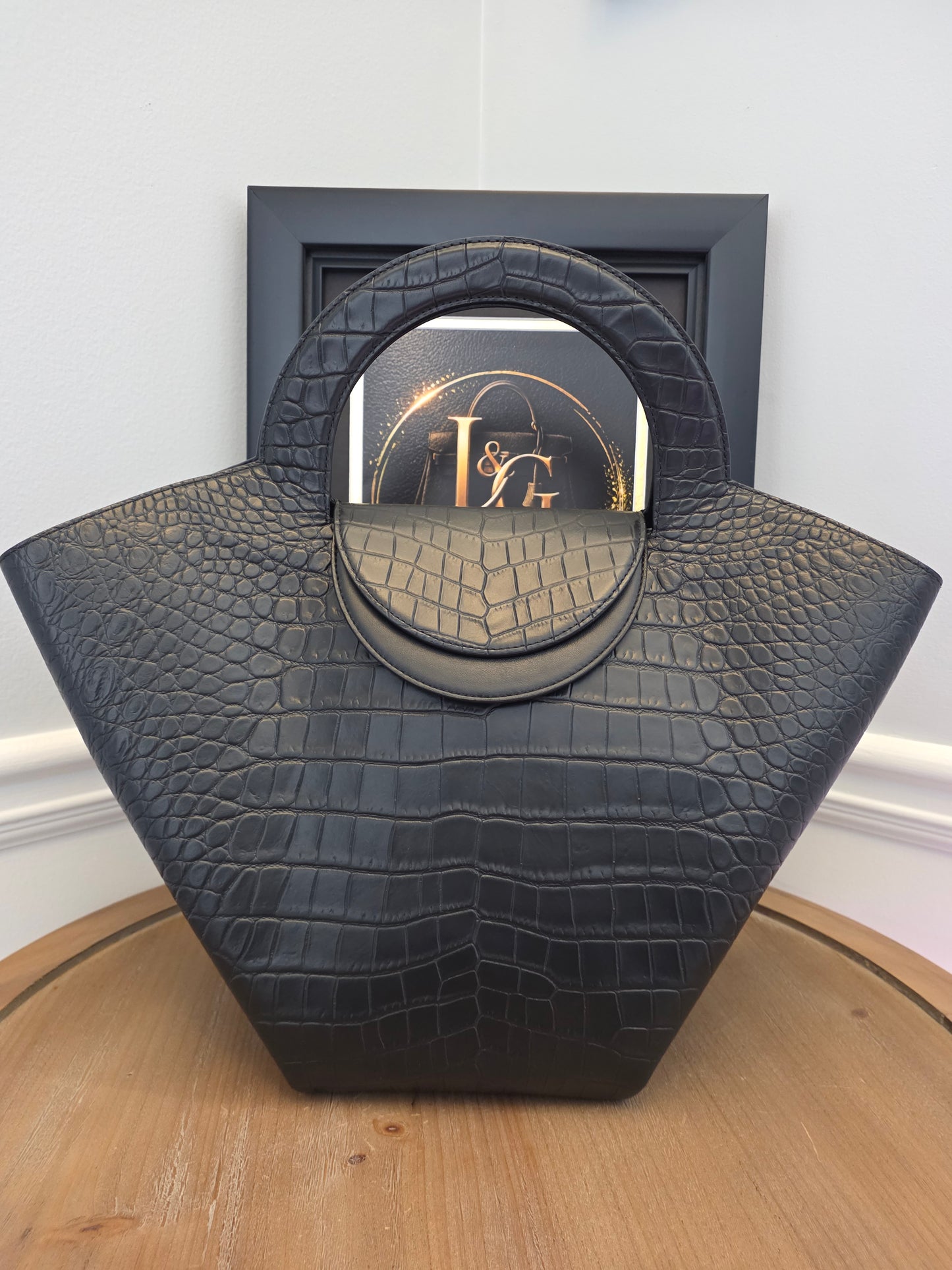 Bottega Veneta Black Crocodile Embossed Leather Top Handle Tote with Matching Pouch  IG Luxury Archive Description