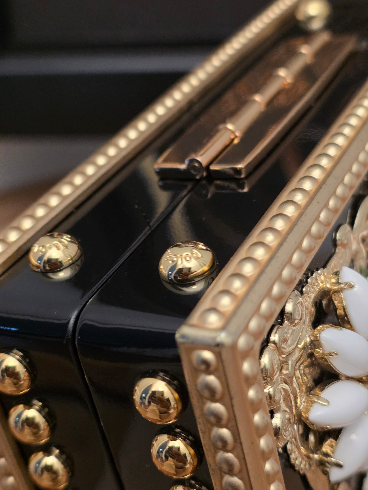 Dolce & Gabbana Floral Daisy Embellished Acrylic Box Clutch Minaudière Black & Gold
