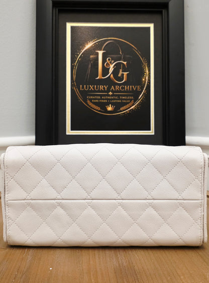 Chanel 25 White Quilted Caviar Leather Small/Medium Bucket Tote Bag Gold Hardware Full Set