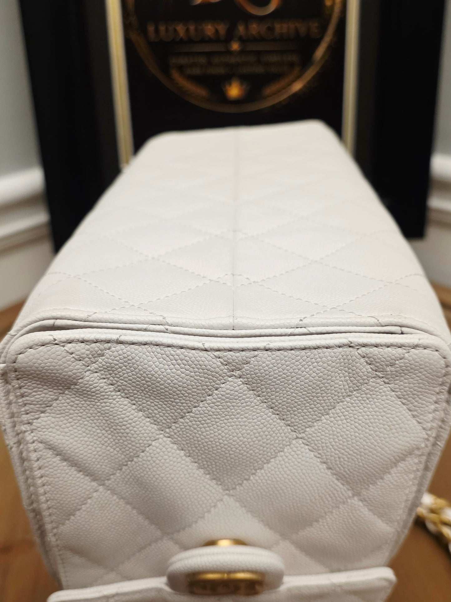 Chanel 25 White Quilted Caviar Leather Small/Medium Bucket Tote Bag Gold Hardware Full Set
