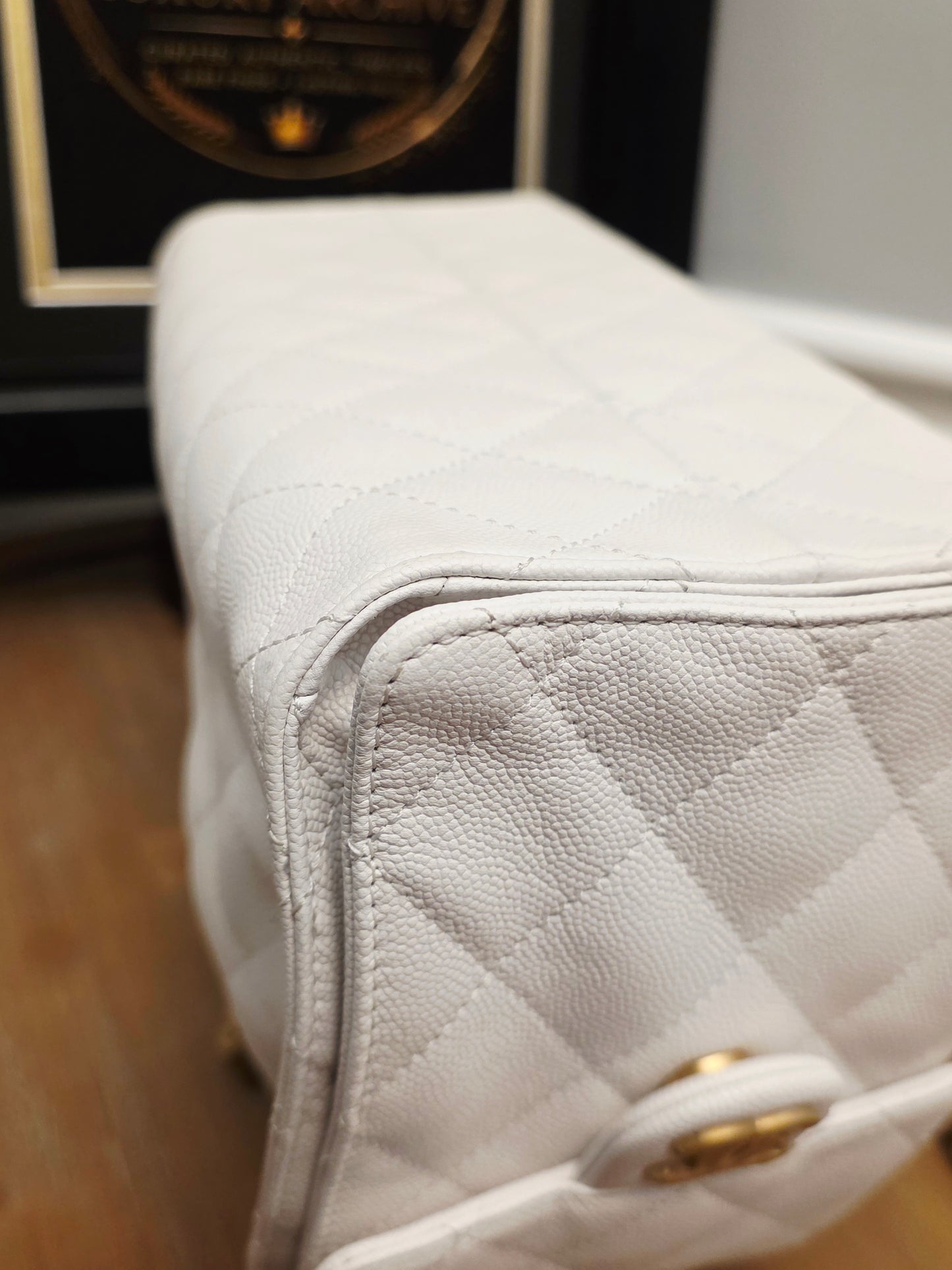Chanel 25 White Quilted Caviar Leather Small/Medium Bucket Tote Bag Gold Hardware Full Set