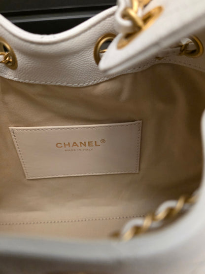 Chanel 25 White Quilted Caviar Leather Small/Medium Bucket Tote Bag Gold Hardware Full Set