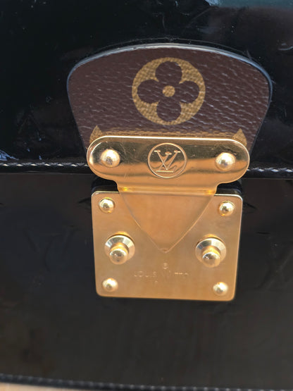 Authentic Louis Vuitton Spring Street Black Vernis White Epi Leather Crossbody Top Handle Bag