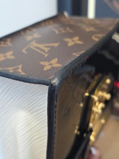 Authentic Louis Vuitton Spring Street Black Vernis White Epi Leather Crossbody Top Handle Bag