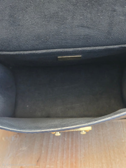 Authentic Louis Vuitton Spring Street Black Vernis White Epi Leather Crossbody Top Handle Bag