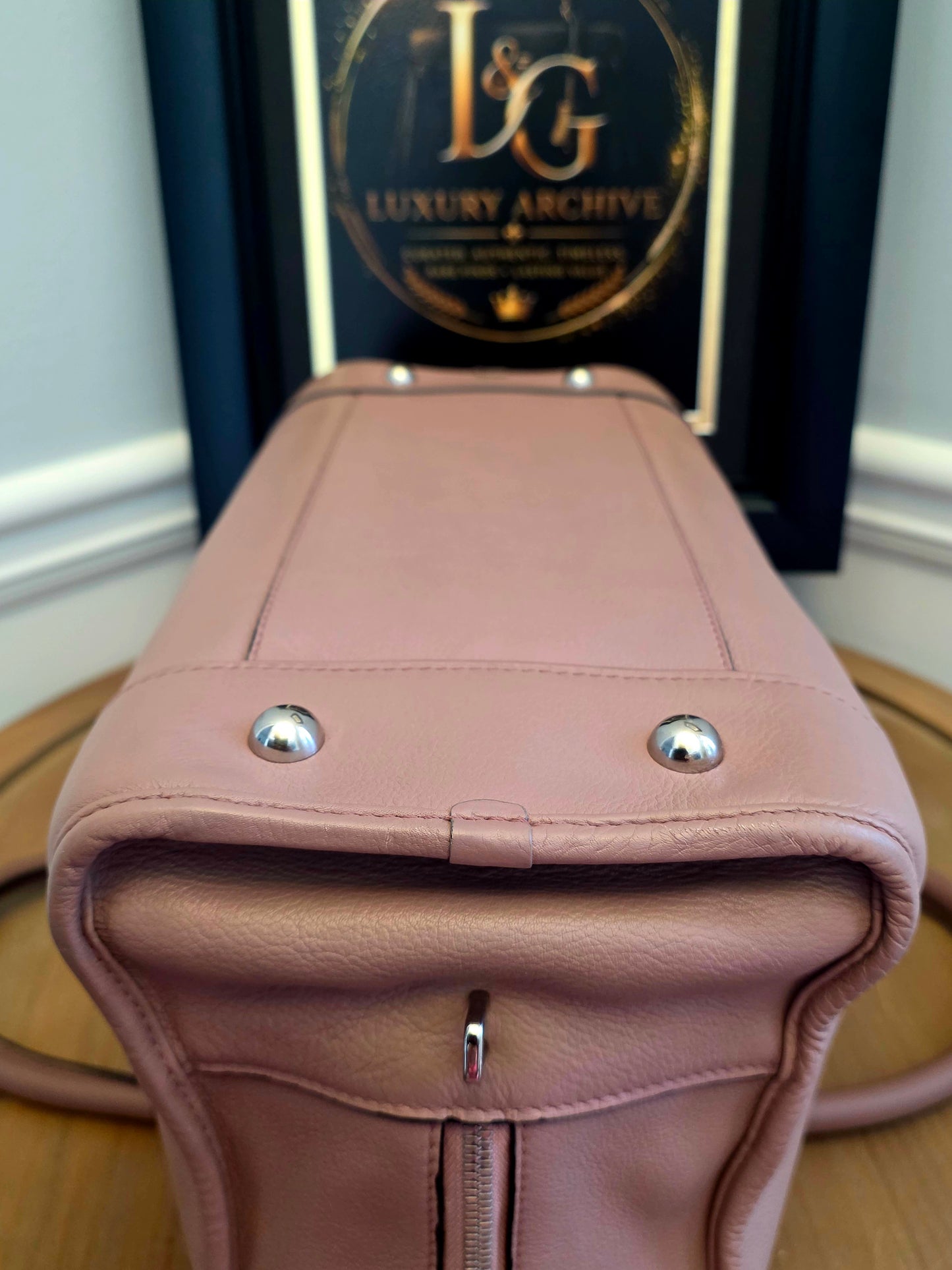 Loewe Amazona 28 Pink Leather Satchel Bag | Pre-Owned Designer Handbag | IG Luxury Archive